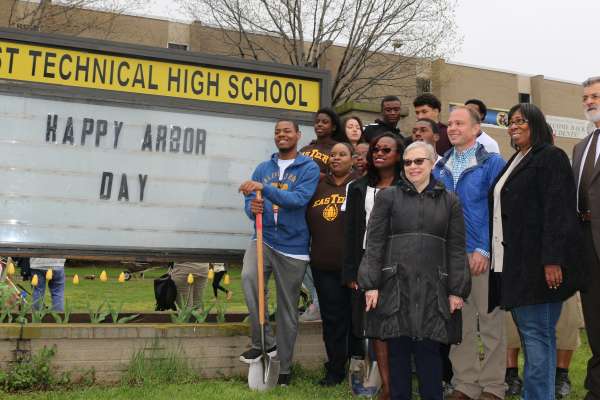 Inspired students make green strides in a Rust Belt&nbsp;city