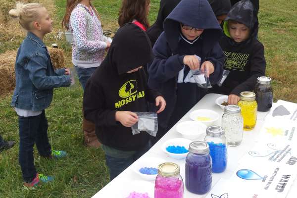 River View’s Agriculture Education students host 135 local second graders for Farm&nbsp;Day